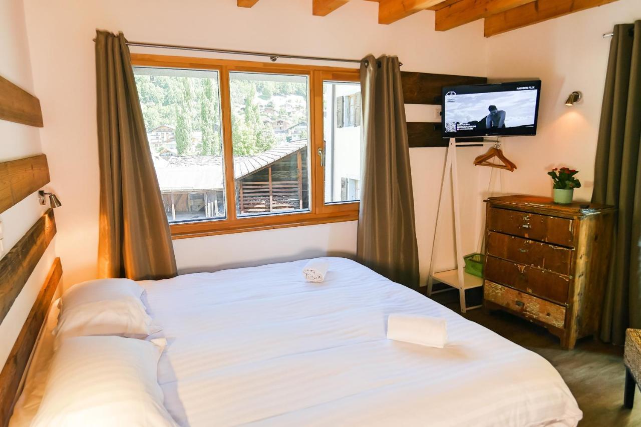 La Baraka Hostel Bagnes 外观 照片