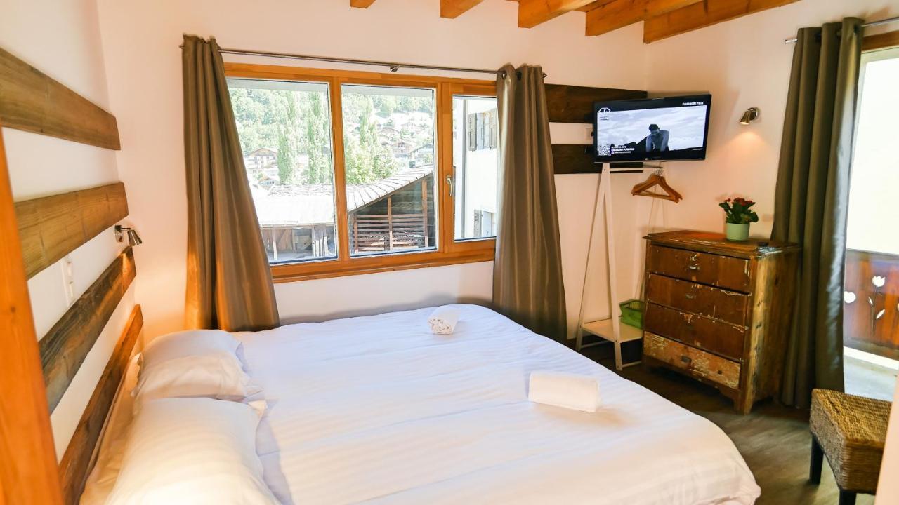 La Baraka Hostel Bagnes 外观 照片