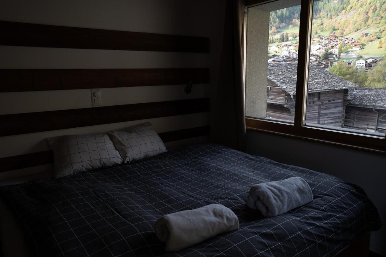 La Baraka Hostel Bagnes 外观 照片