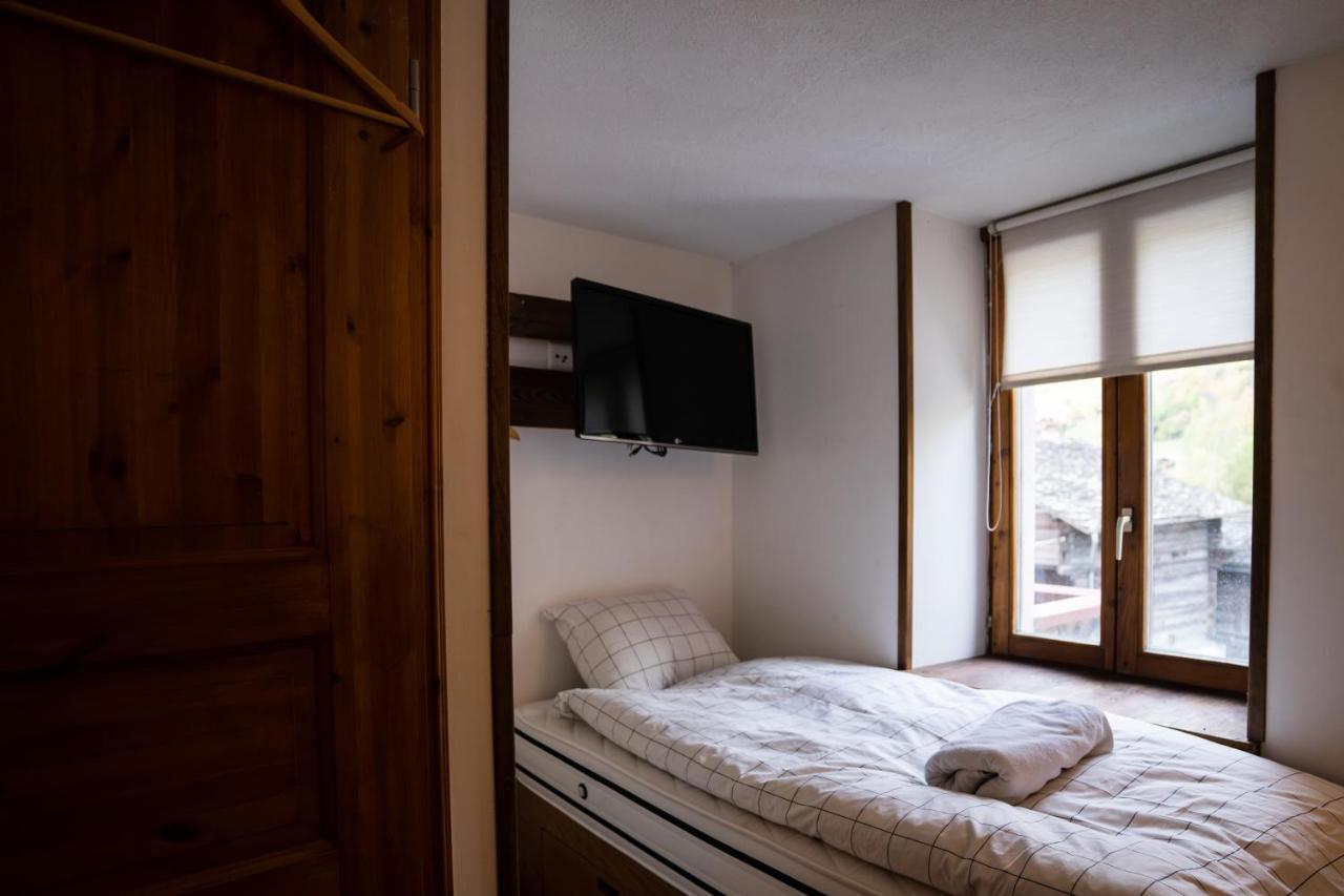 La Baraka Hostel Bagnes 外观 照片